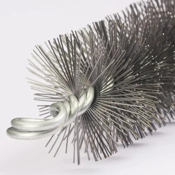 Brosse de nettoyage de conduit de cheminée